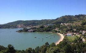 Casa próxima a praia de Calheiros